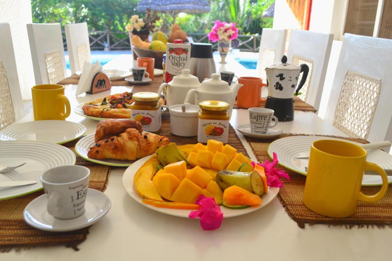 Bed and breakfast Kimya House, Watamu Extérieur photo