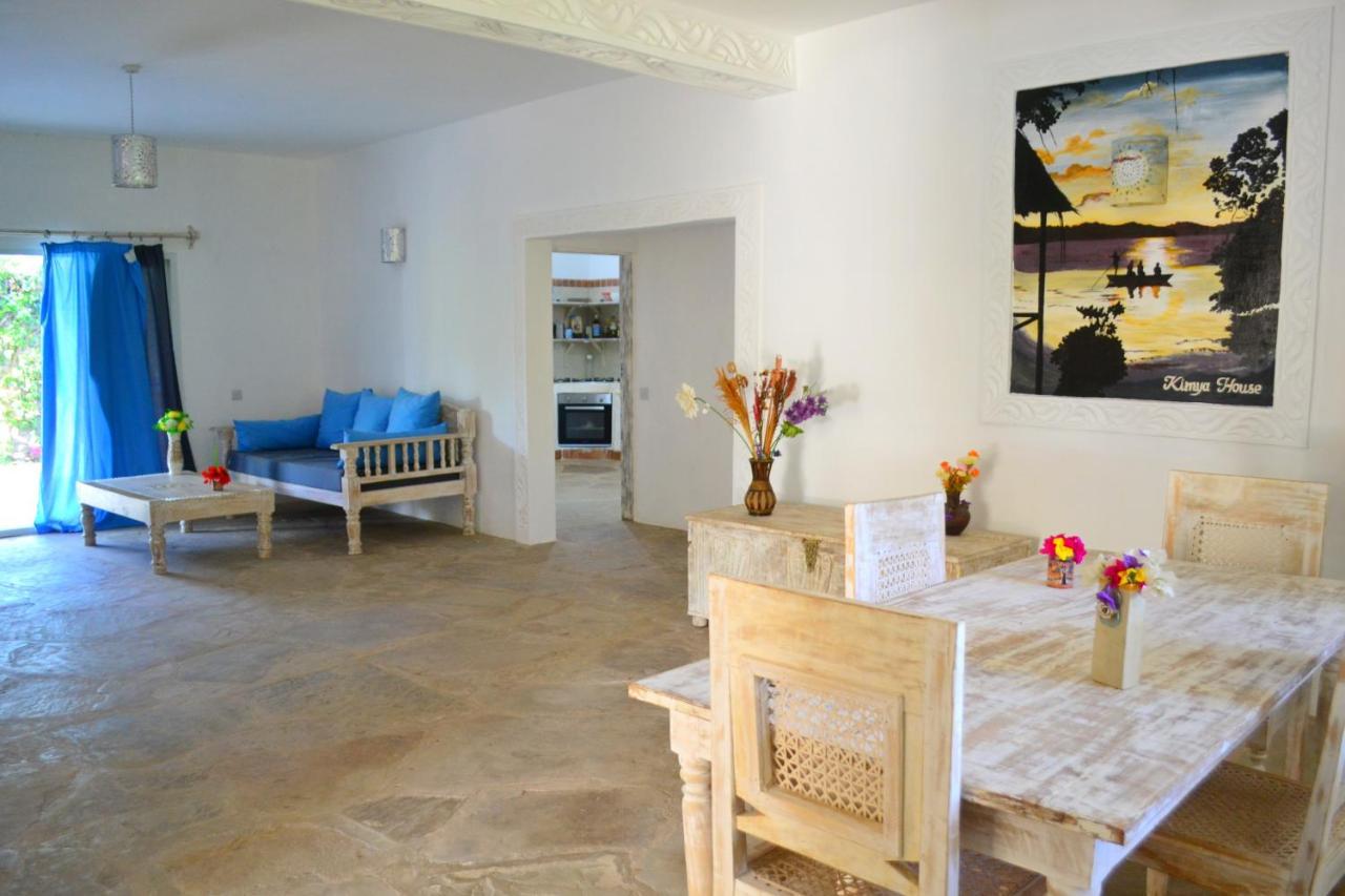 Bed and breakfast Kimya House, Watamu Extérieur photo