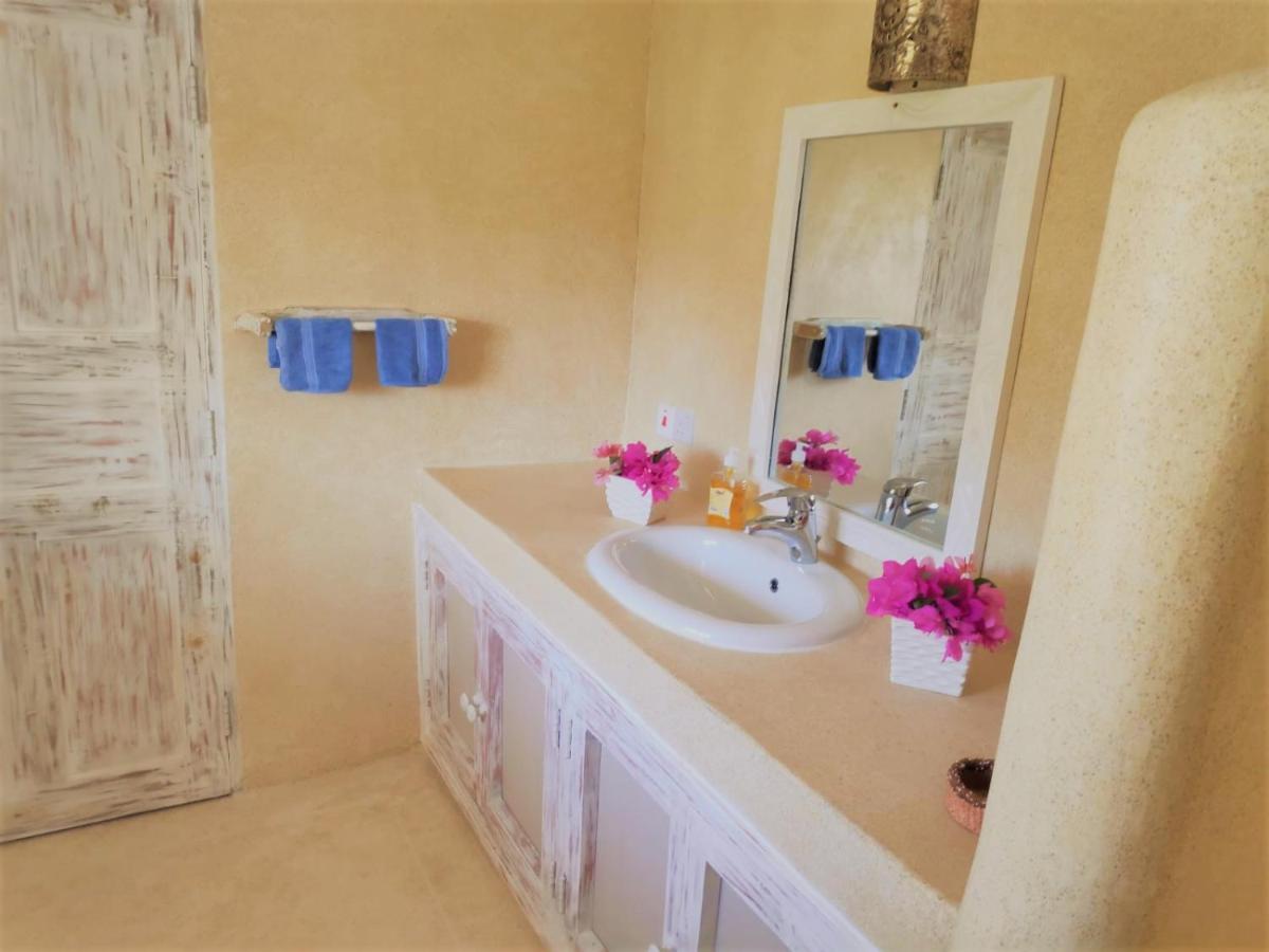 Bed and breakfast Kimya House, Watamu Extérieur photo